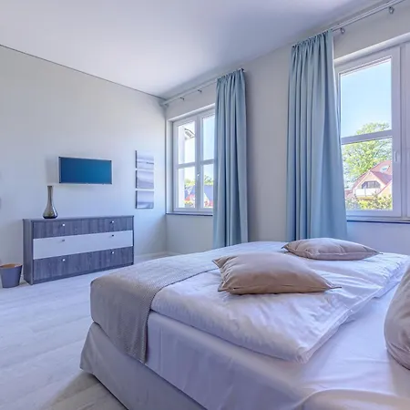 Apartment 5 Sterne Moby Dick In Der Seefahrtschule Wustrow (Fischland)